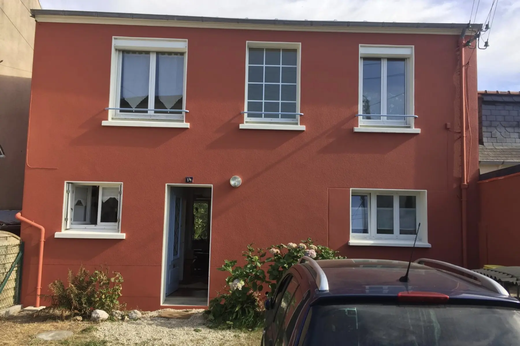 Ferronneries et façade remises en peinture par Provia Habitat